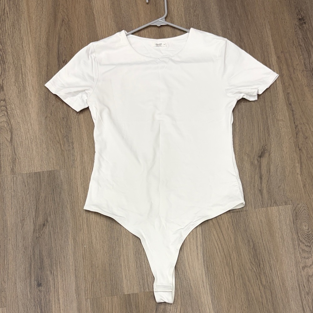 Ardene Classic White bodysuit